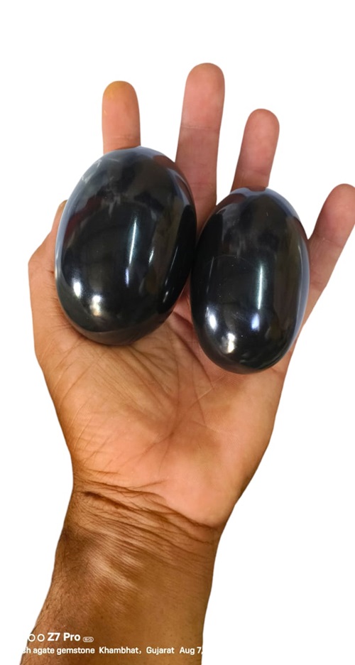 Black agate lingum